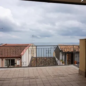 Nick & Santo's Holiday Homes R Appartamento Giardini Naxos